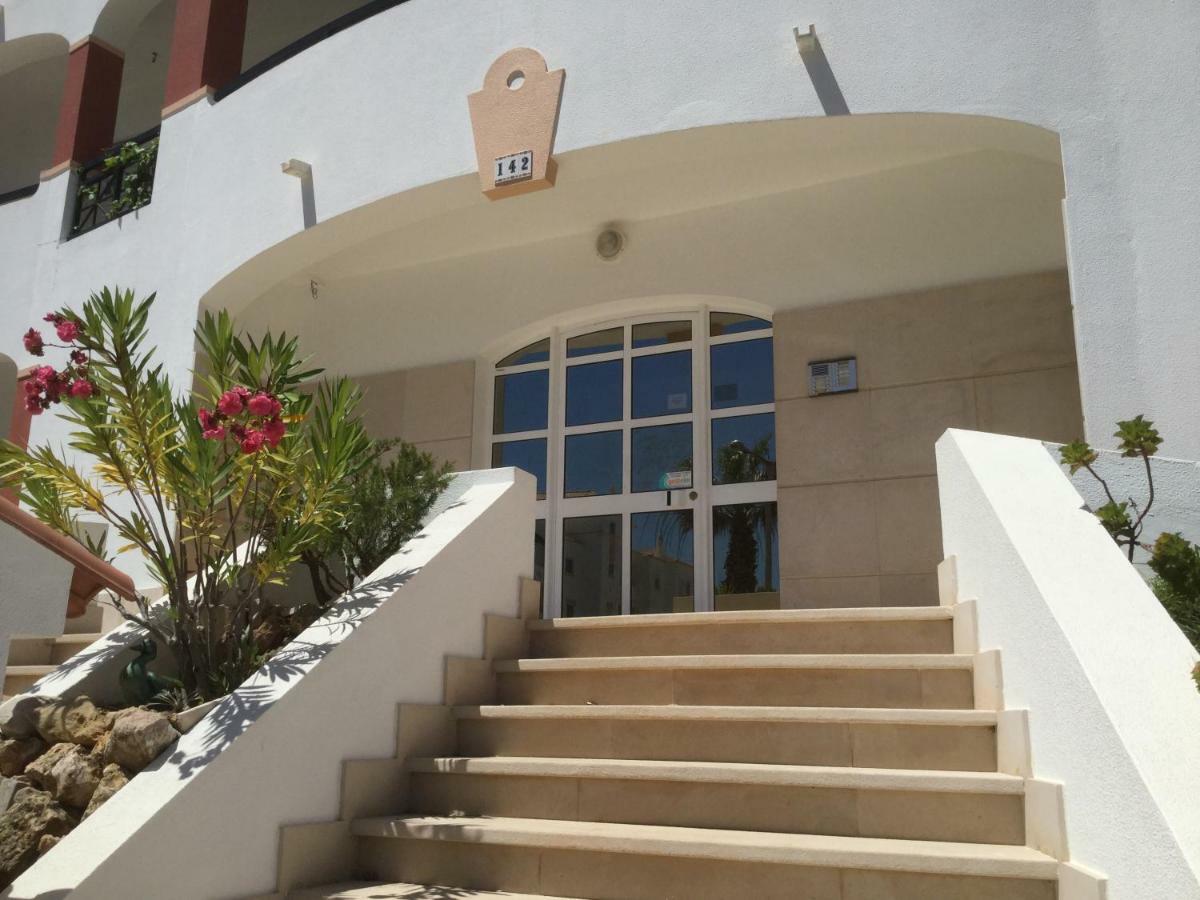 Olinda'S 2 Bedroom Apartment Lagos Extérieur photo