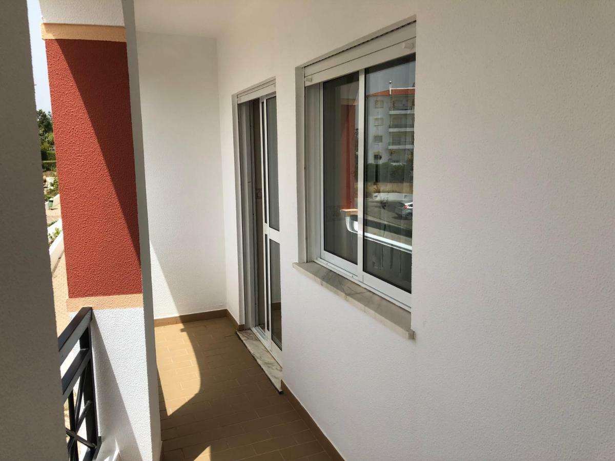 Olinda'S 2 Bedroom Apartment Lagos Extérieur photo